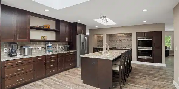 8233 W 62nd Pl