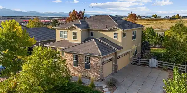 3541 Vestal Loop