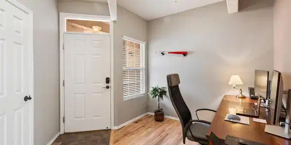 Image 4 Image 4