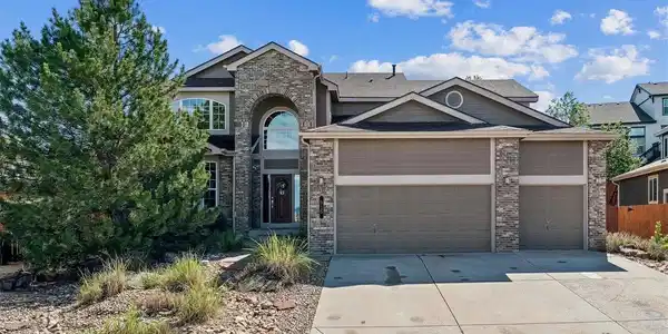 915 Tarpan Pl