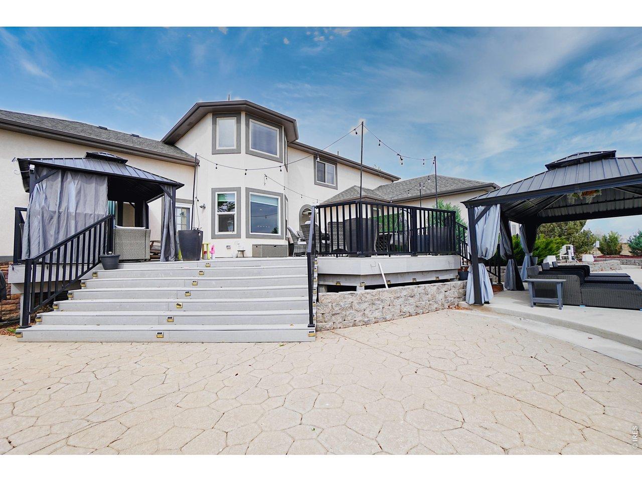 Image 4: Large deck in backyard Image 4: Large deck in backyard