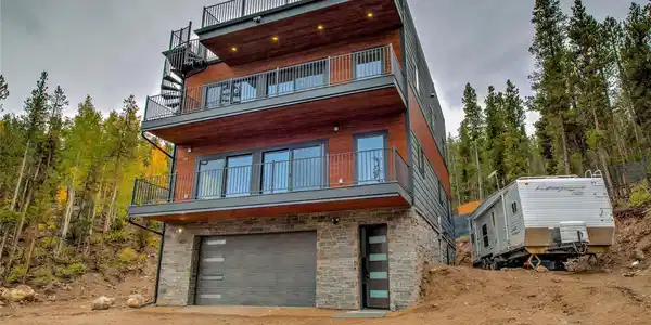 48 Mt Elbert Rd