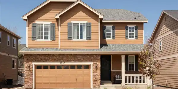 3567 E 140th