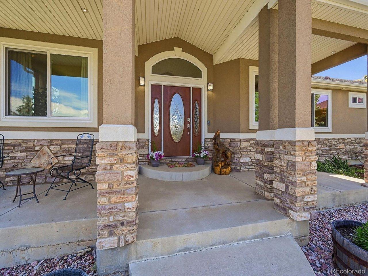 Image 3: Exterior Entry Image 3: Exterior Entry