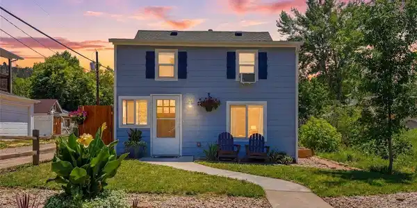 317 3rd Ave