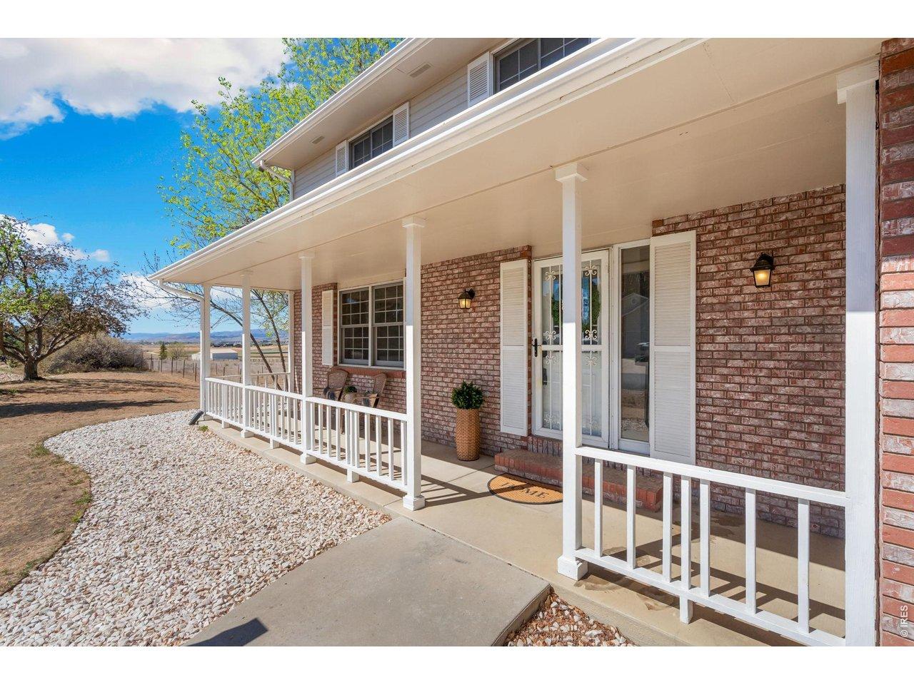 Image 3: Property Offers Space, Comfort, and Incredible Potential Image 3: Property Offers Space, Comfort, and Incredible Potential
