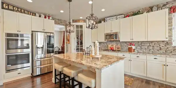 Image 2: 11 Kitchen.jpg Image 2: 11 Kitchen.jpg
