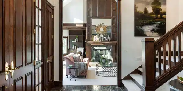 Image 4: Grand Foyer Image 4: Grand Foyer