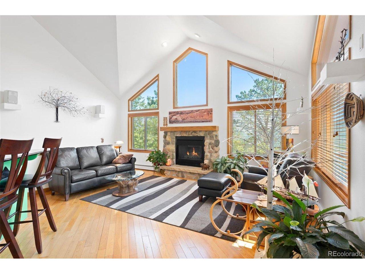 Image 2: Vaulted Great Room Image 2: Vaulted Great Room