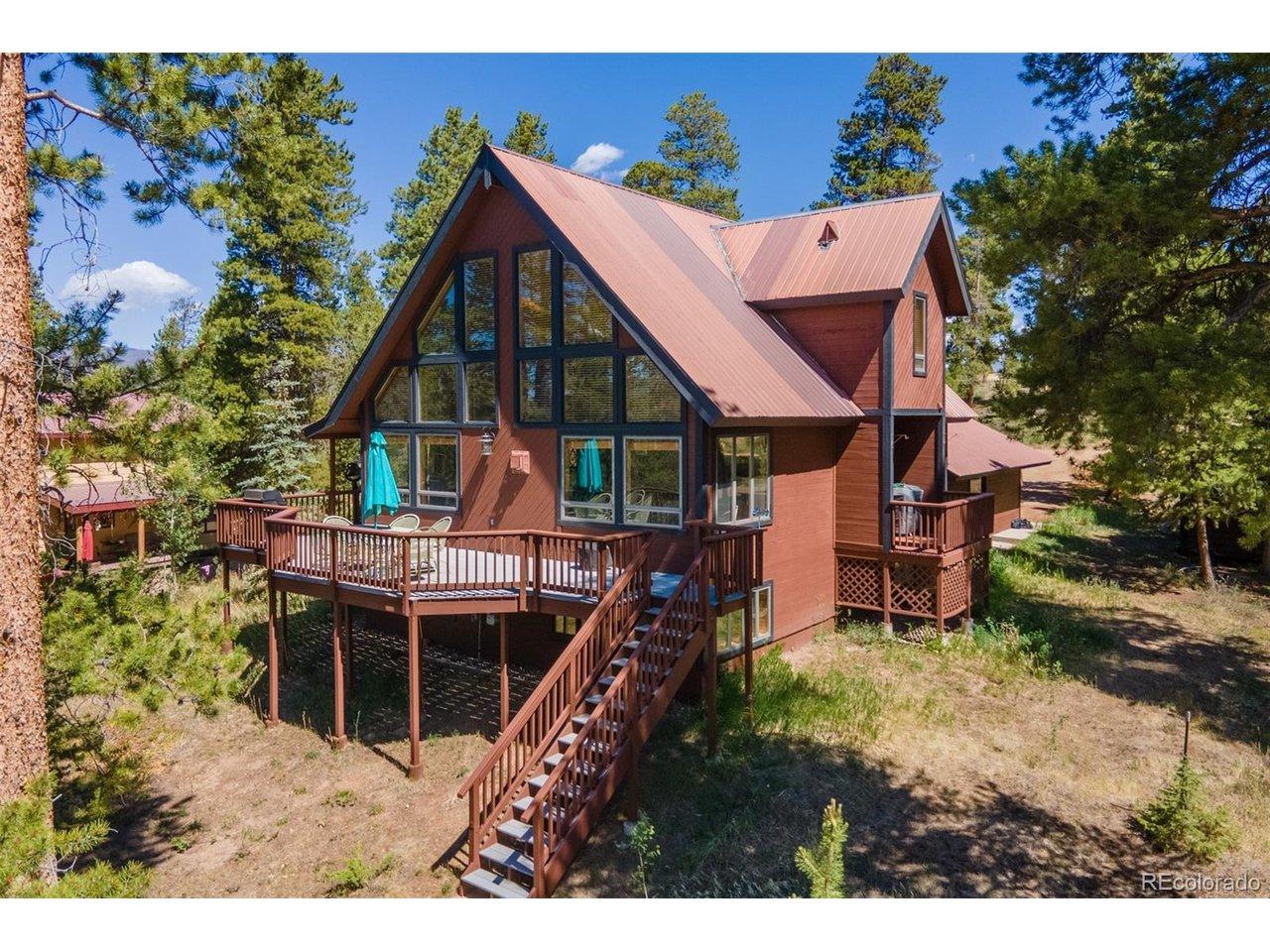 Image 1: Chalet with lake views Image 1: Chalet with lake views
