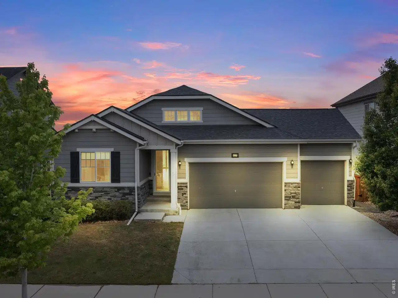 Image 1: Sunset 6217 Waterman Way