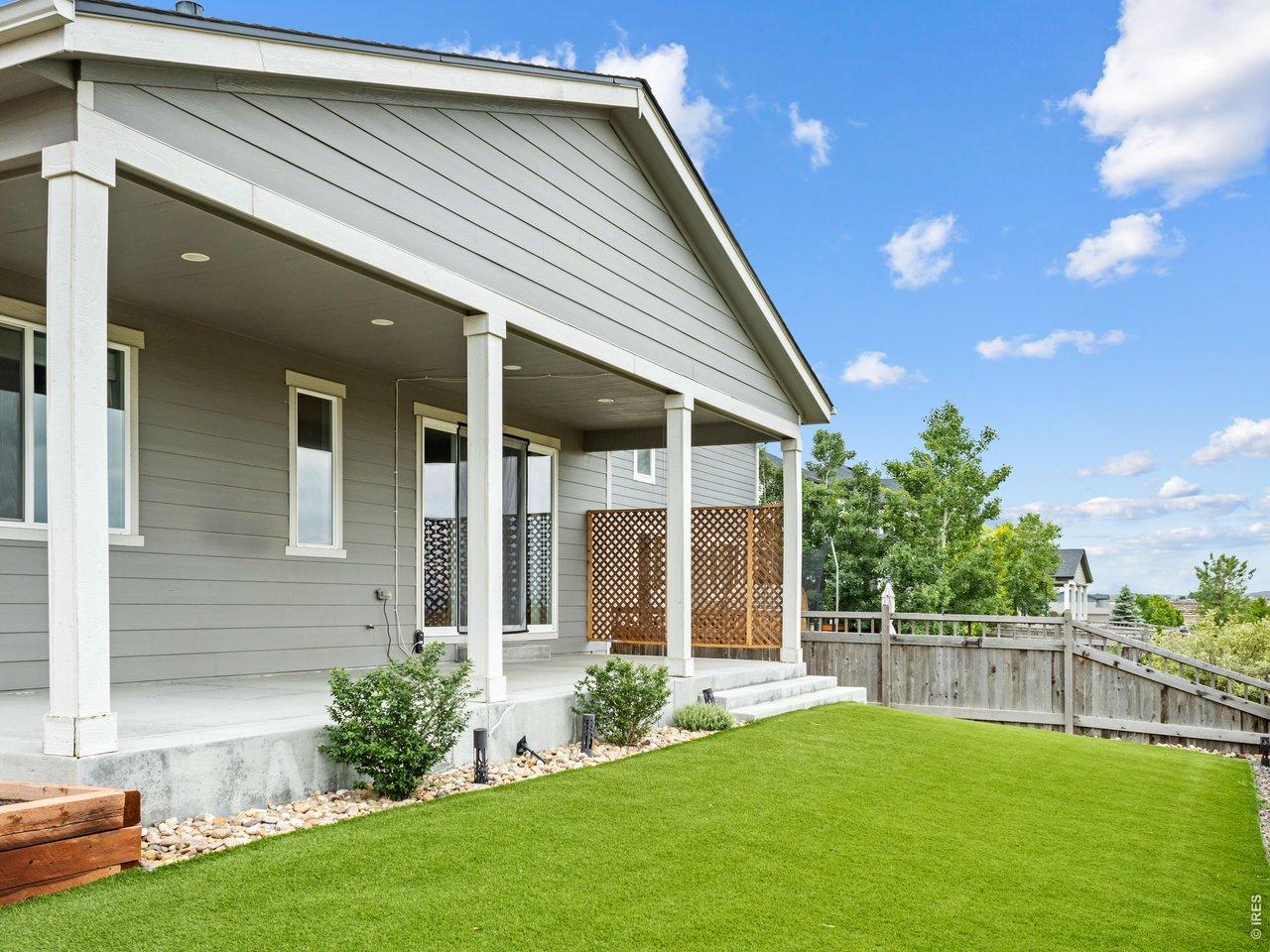 Image 4: AstroTurf Backyard Image 4: AstroTurf Backyard