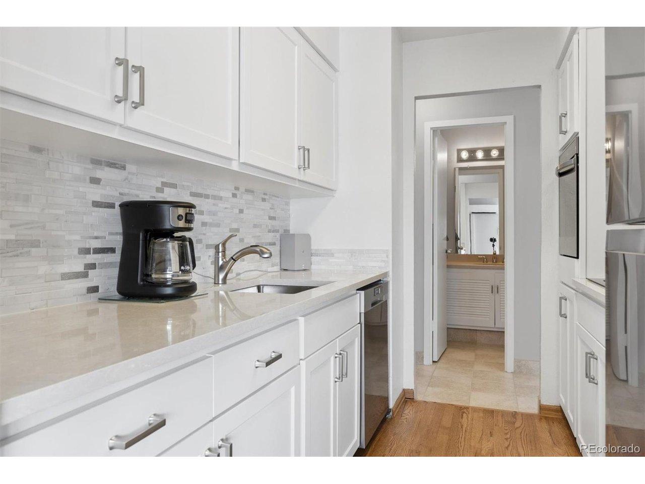 Image 2: Bright updated kitchen