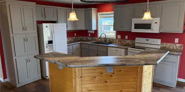 Image 4: Kitchen Island Image 4: Kitchen Island
