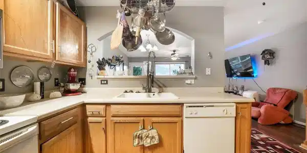 Image 4 Image 4