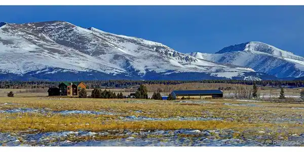 19425 Highway 285