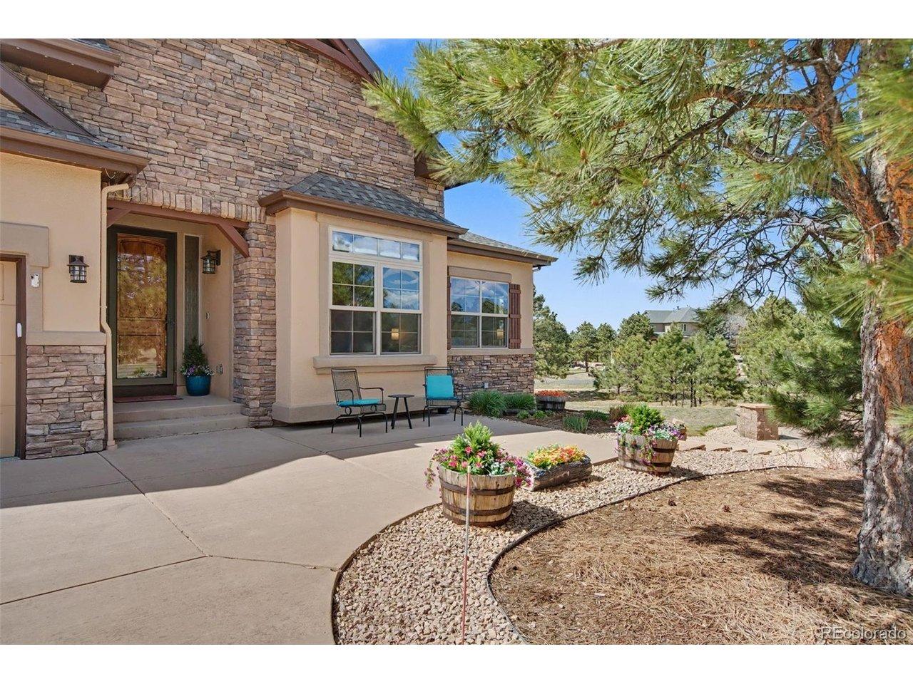 Image 4: Enjoy your morning coffee on the beautiful patio Image 4: Enjoy your morning coffee on the beautiful patio