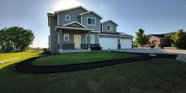 135 Foxtail Dr