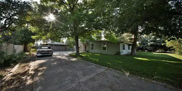 185 S Hoyt St