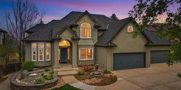 561 Breckenridge Dr