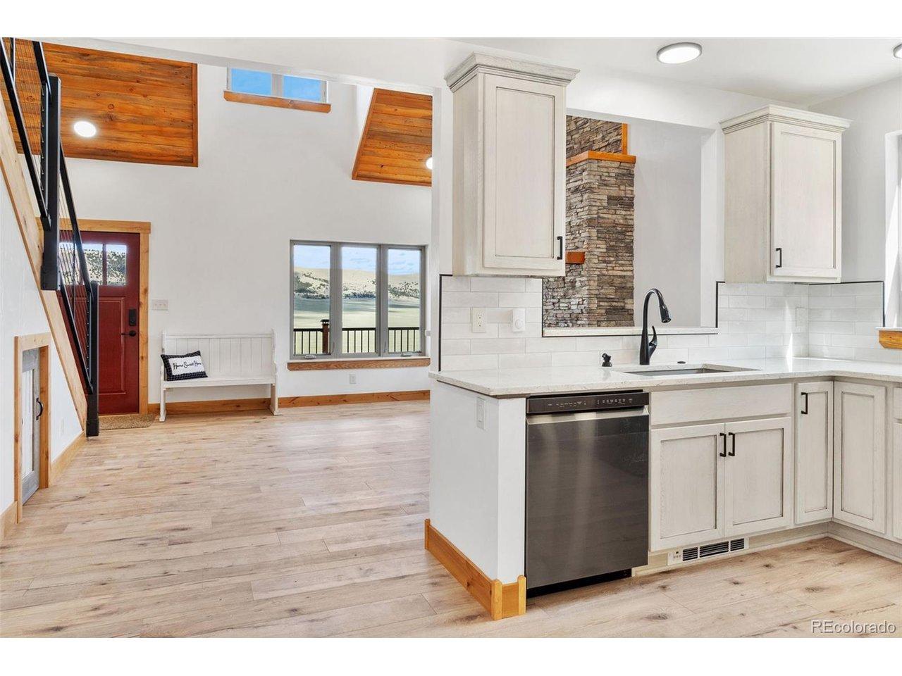 Image 2: Light and Bright Kitchen