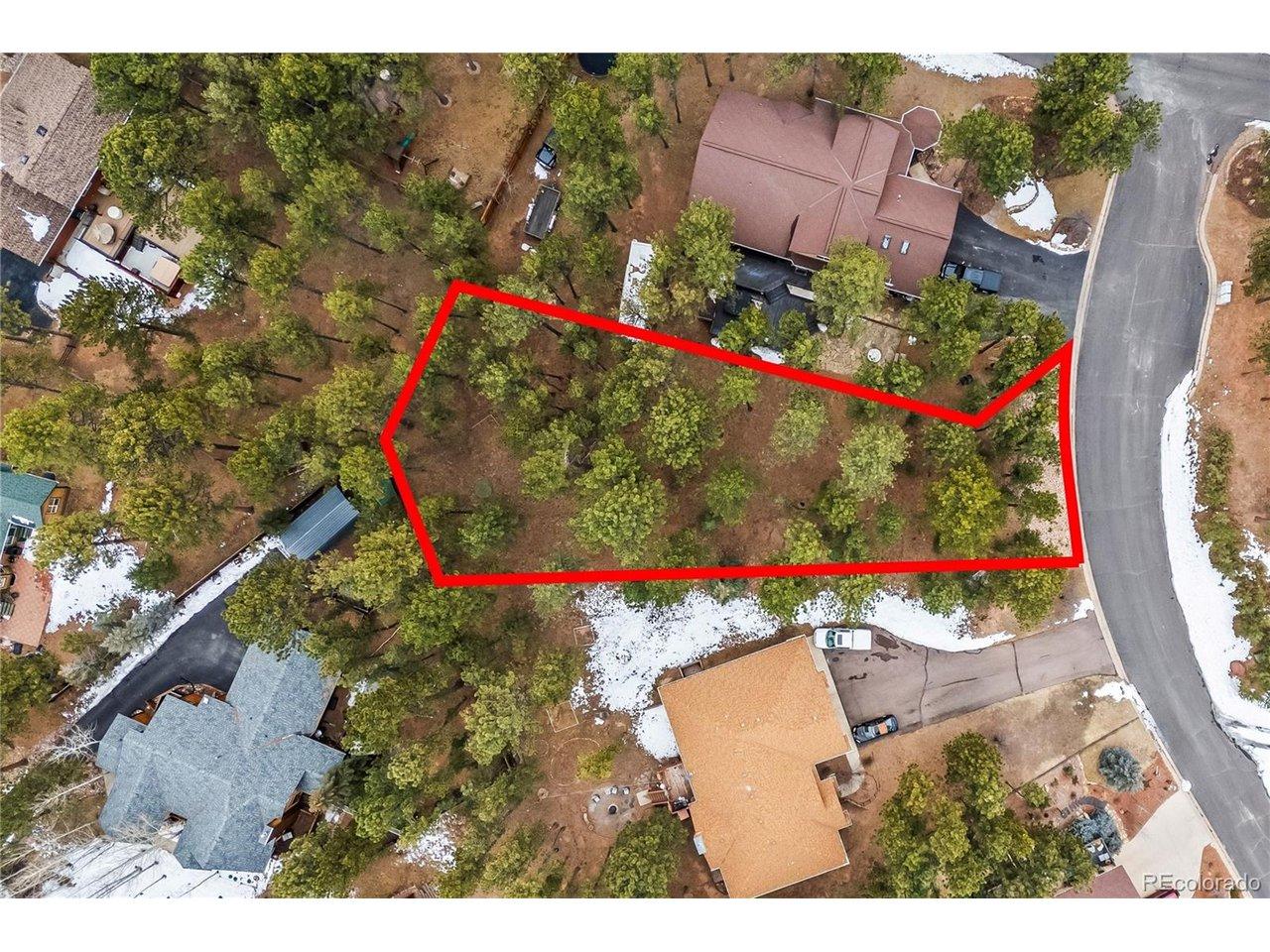 Image 4: Property Lines are Approximate and not a survey