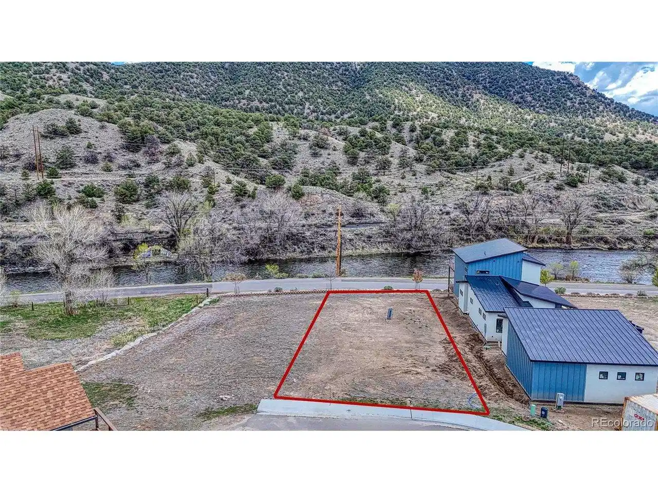 Image 1: Arkansas River View Lot in Two Rivers