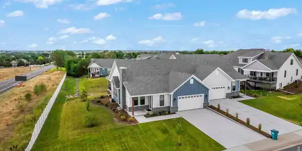 Image 4: Having an extended side yard is a bonus with more room to play and nothing to block the mountain views Image 4: Having an extended side yard is a bonus with more room to play and nothing to block the mountain views