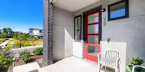 Image 2: Front entrance Image 2: Front entrance