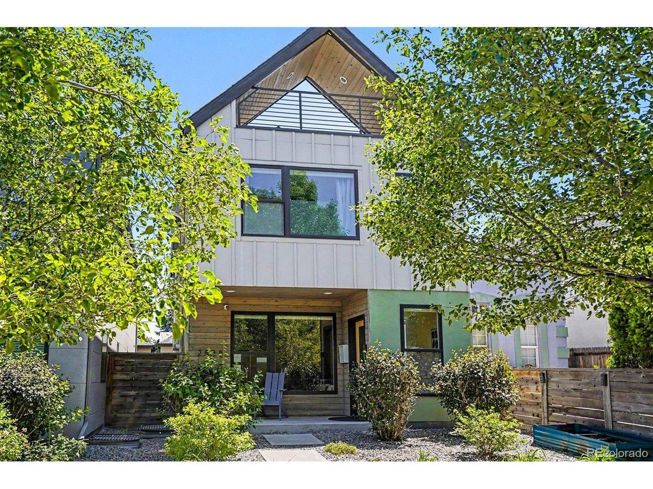 Image 2: Front of Home Image 2: Front of Home