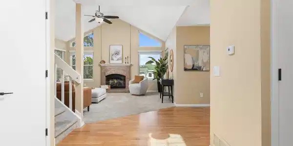 Image 4 Image 4