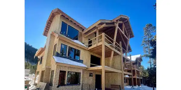 125 Lake Ridge Cir