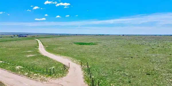 Image 4: Bird's Eye View South-Electric at Fence Line Image 4: Bird's Eye View South-Electric at Fence Line