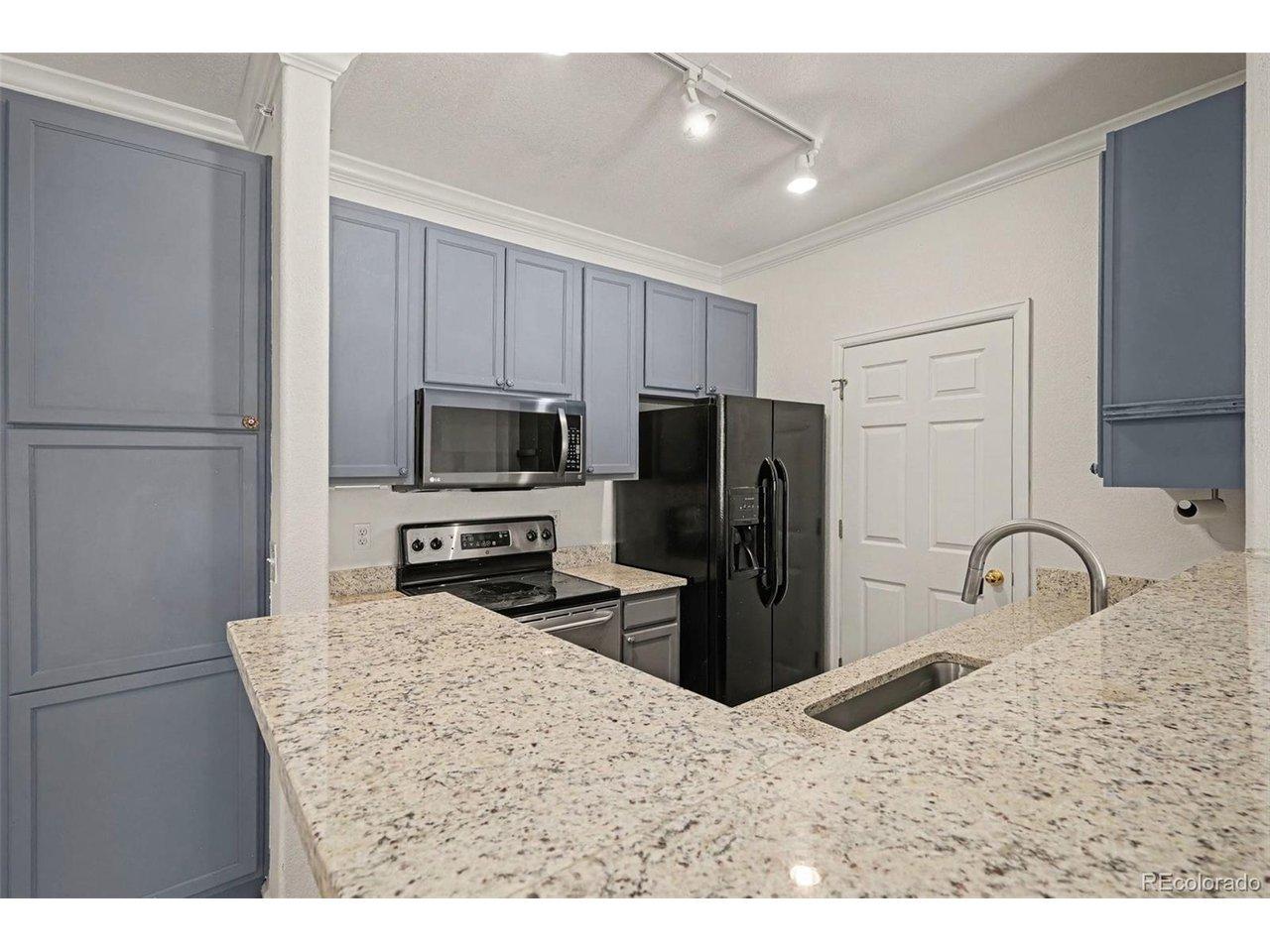 Image 3: New granite countertops Image 3: New granite countertops
