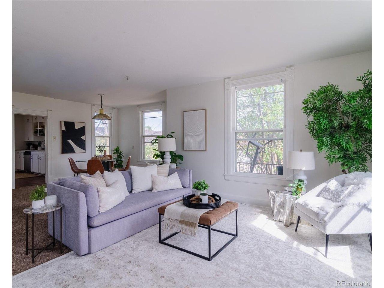 Image 3: Sundrenched greatroom Image 3: Sundrenched greatroom