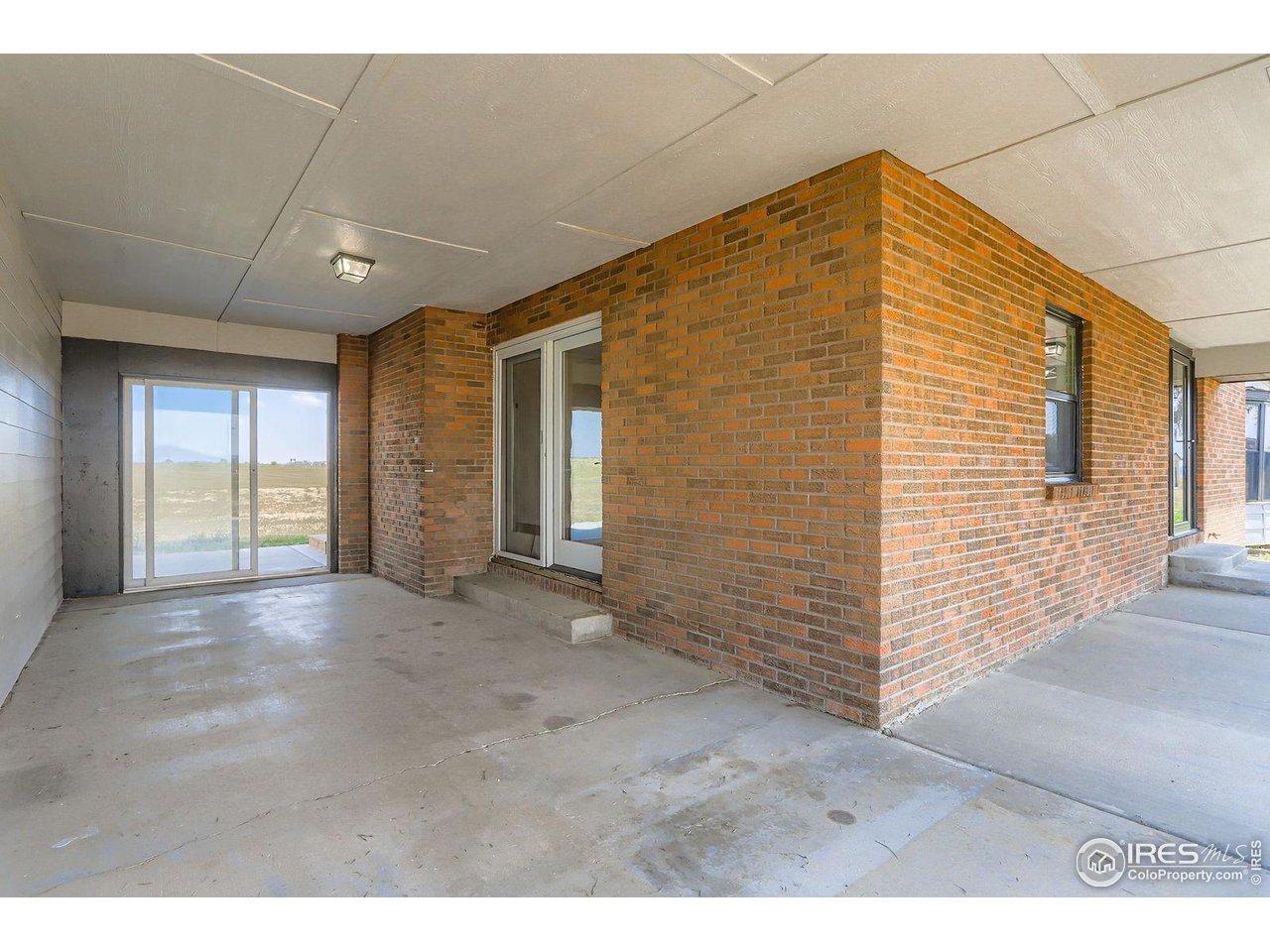 Image 2: breezeway Image 2: breezeway