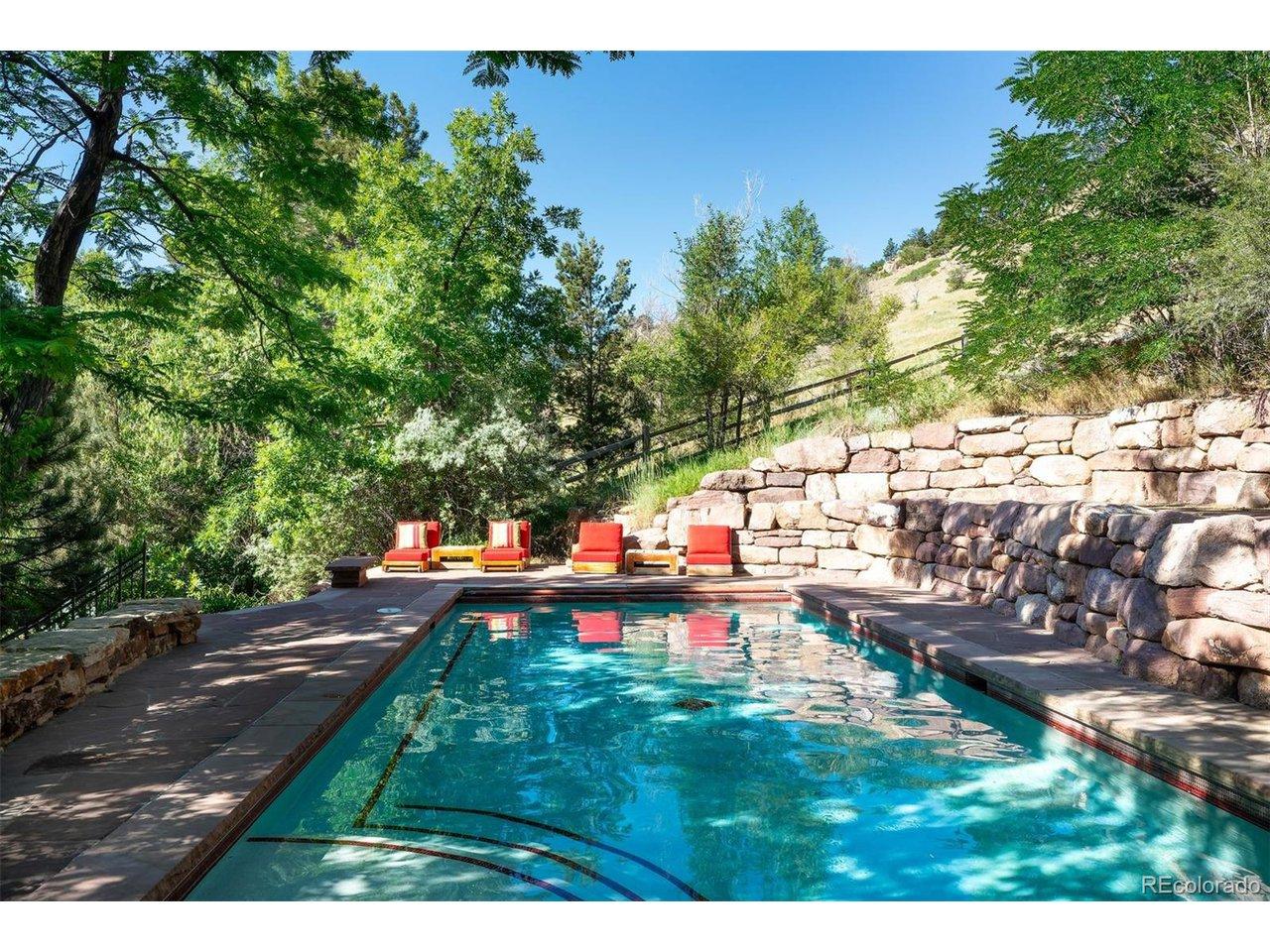 Image 4: Heated Saltwater Pool