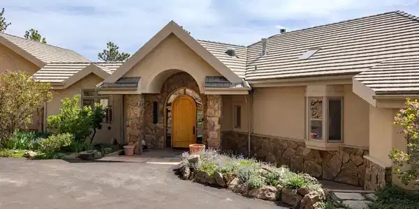 Image 2: Located in Buckingham Hills Image 2: Located in Buckingham Hills