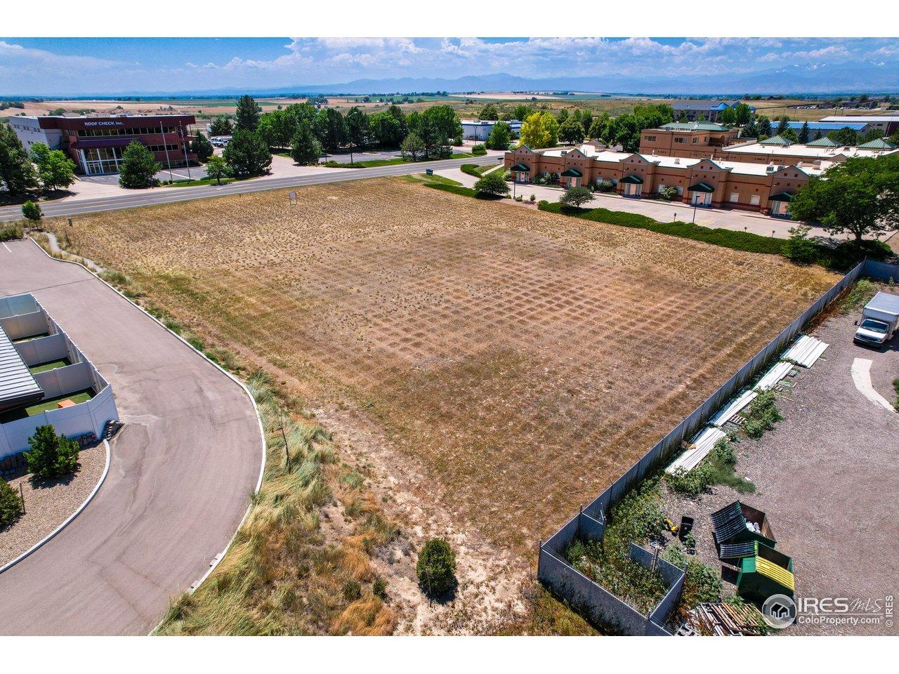 Image 2: Easy access to I 25 2 miles to the east