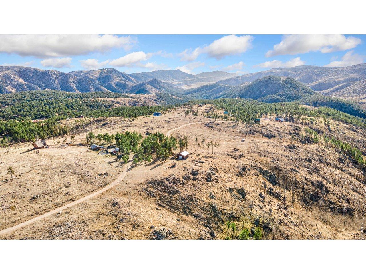 Image 2: Sweeping views of Redstone Canyon! Image 2: Sweeping views of Redstone Canyon!