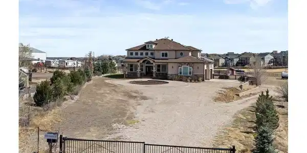 Image 2: Front gate to private residence