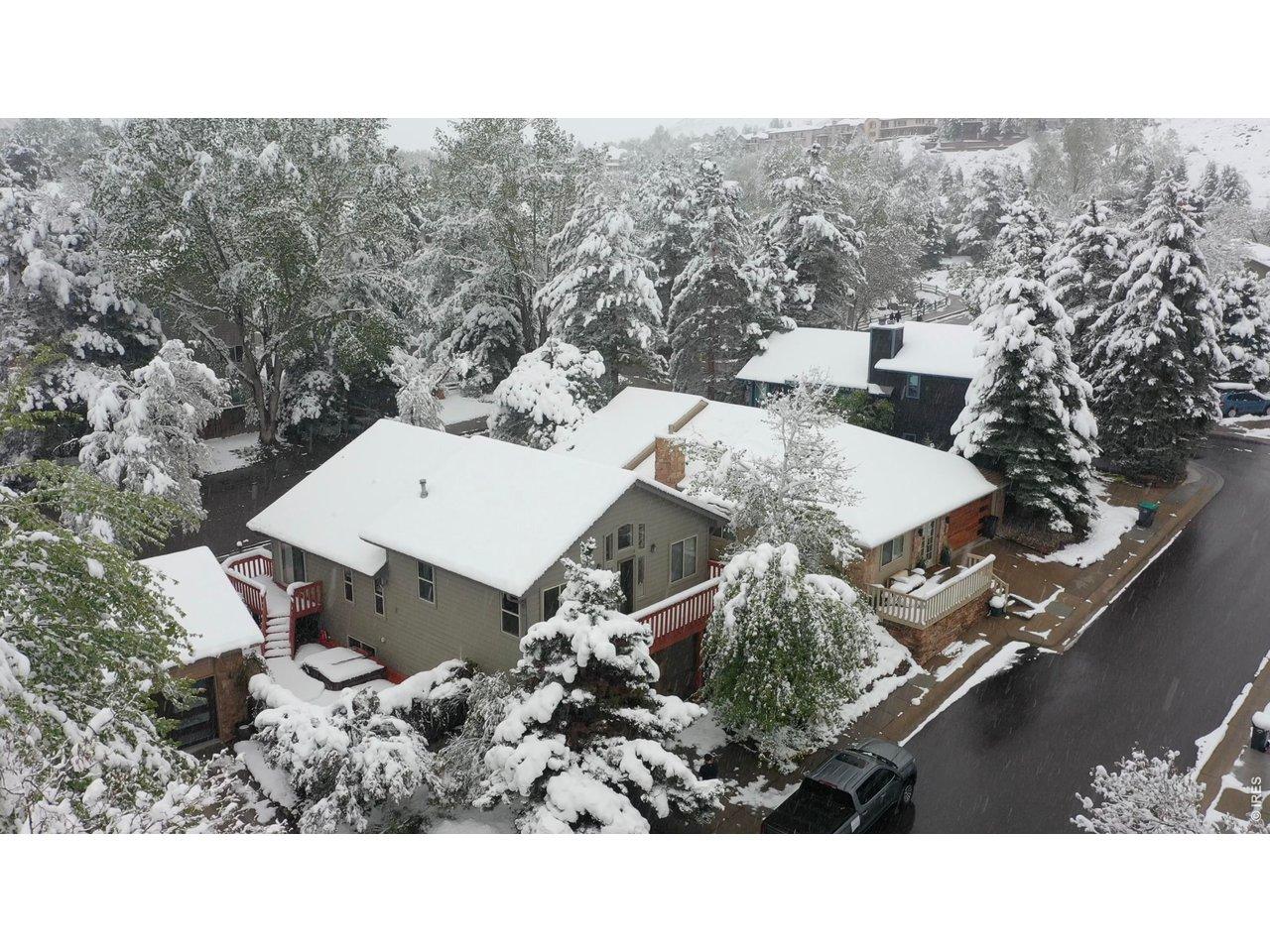 Image 3: Drone shot looking southeast Image 3: Drone shot looking southeast