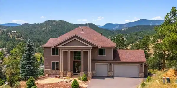 3191 Bittersweet Ln