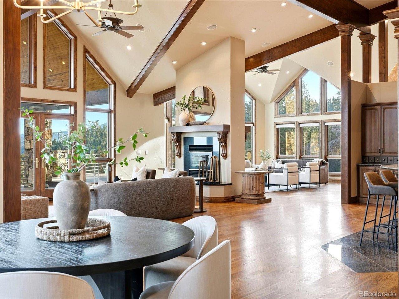 Image 2: Main level open space, an entertainers dream! Image 2: Main level open space, an entertainers dream!