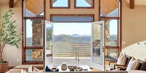 Image 4: The mountains are calling! Image 4: The mountains are calling!