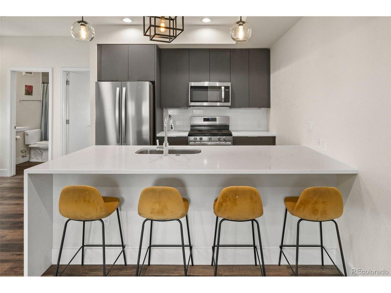 Image 3: Kitchen Image 3: Kitchen