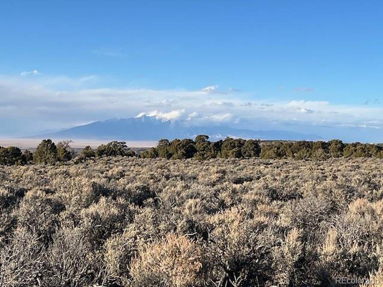 Image 3: Mt Blanca shrouded in weather Image 3: Mt Blanca shrouded in weather