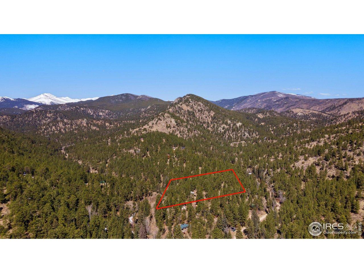 Image 1: Lot lines are approximate