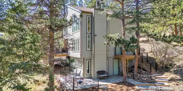 287 Brook