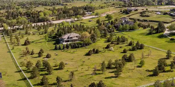 Image 4: ~8 Acres of Fenced Privacy Image 4: ~8 Acres of Fenced Privacy